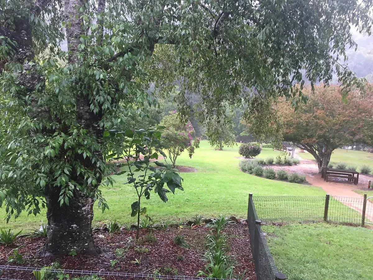 The Cottage On Obi Creek Maleny 5*,  Australia