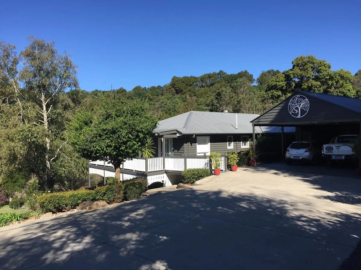 The Cottage On Obi Creek Maleny Bed & Breakfast